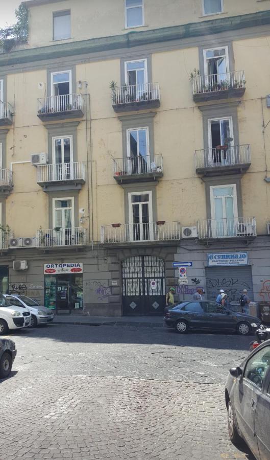 La Dimora Dei Borbone Lejlighed Napoli Eksteriør billede